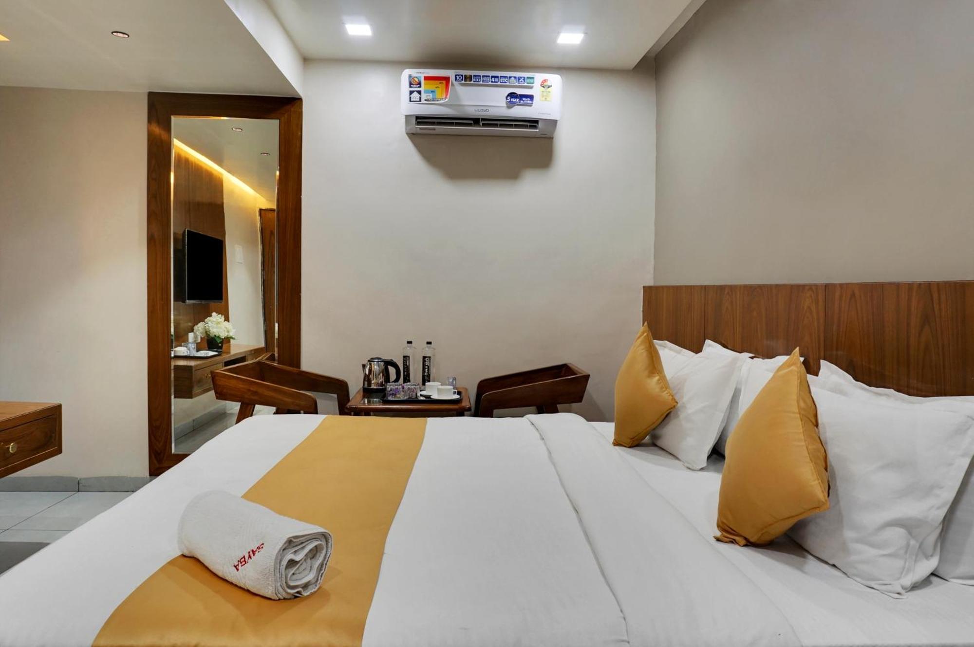 Hotel Sayba Executive Pune Luaran gambar